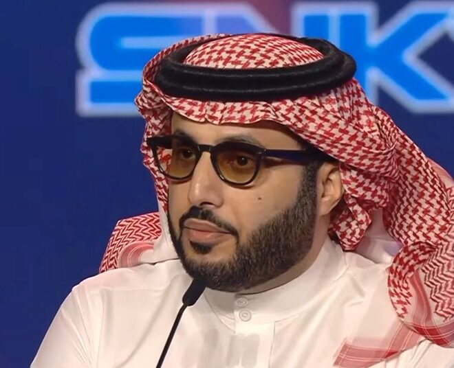Turki Alalshikh : « Nous allons coopérer avec Canelo jusqu’à sa retraite »