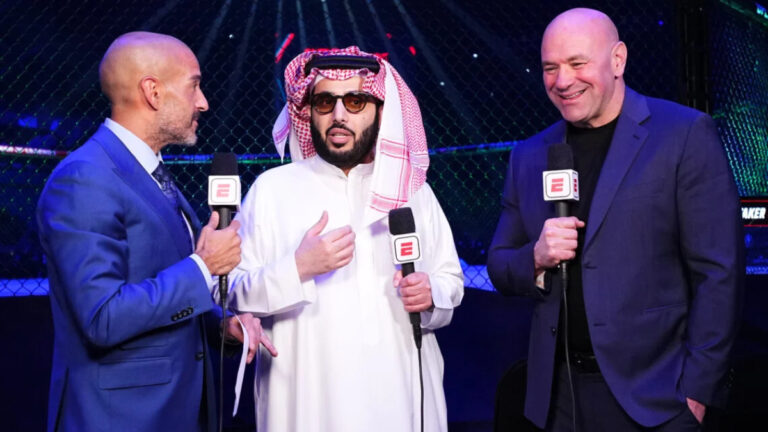 Turki Alalshikh à propos du partenariat avec Paramount : « C’est le futur pour la diffusion de boxe »