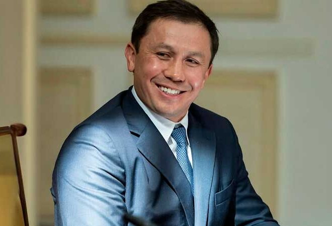 Oleksandr Usyk félicite Gennady Golovkin pour son élection à la présidence de World Boxing