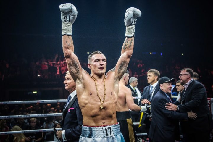 Oleksandr Usyk laisse son titre mondial WBO vacant