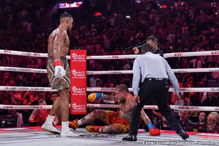 Anthony Joshua à propos d’un combat contre Tyson Fury : « Je donne 8 semaines à ce bum »