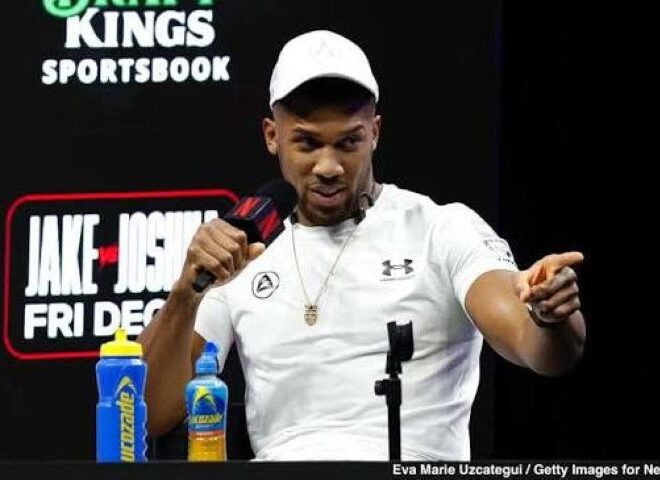Anthony Joshua répond aux propos de Tyson Fury qui a promis de le mettre KO