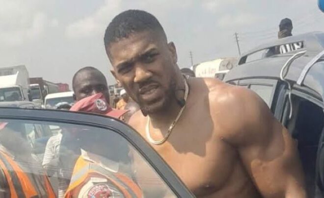 Les blessures de Anthony Joshua subies dans l’accident de voiture révélées dans un nouveau rapport