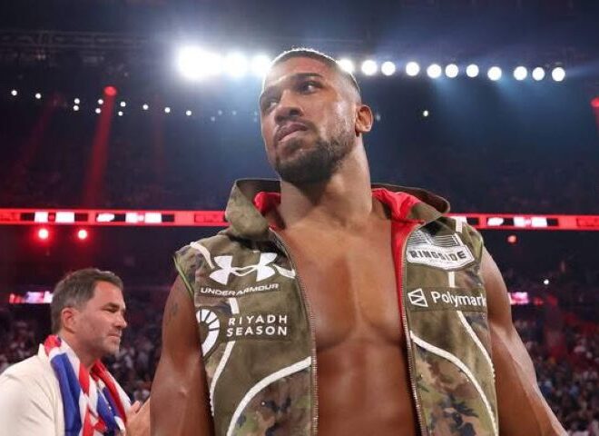 Anthony Joshua prend sa retraite de la boxe après le tragique accident de voiture