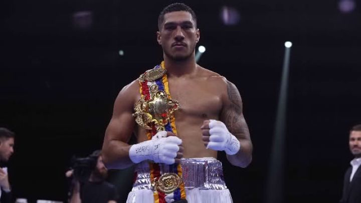 Jai Opetaia signe avec la firme de promotion Zuffa Boxing de Dana White