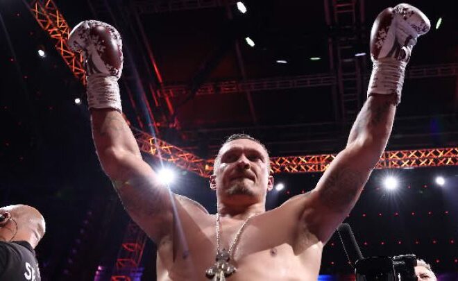Oleksandr Usyk dit avoir communiqué avec Anthony Joshua après le tragique accident de voiture au Nigeria