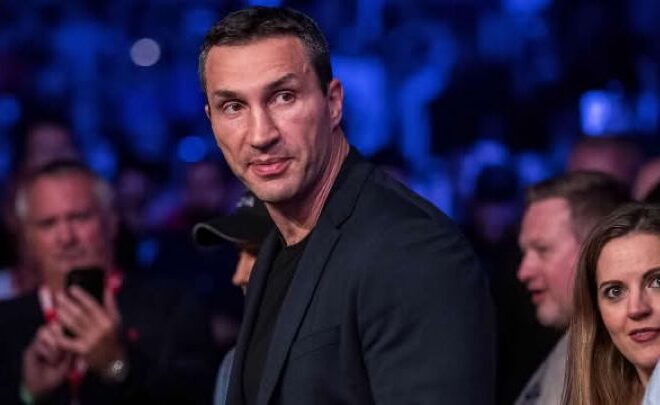 Oleksandr Usyk prêt à accueillir Wladimir Klitschko dans son camp d’entraînement
