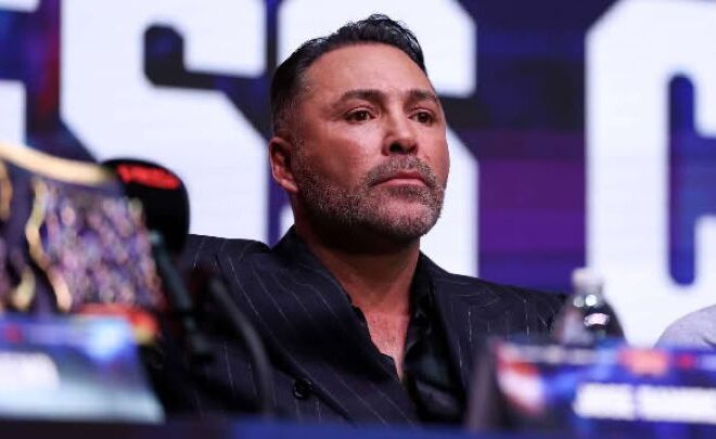 Oscar De La Hoya réagit à la poursuite déposée par Vergil Ortiz liée à la mésentente dans les négociations avec Jaron Ennis