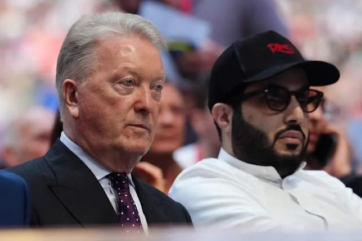 Le promoteur Frank Warren s’apprête à intenter une poursuite contre TKO et Sela pour 1 milliard de dollars