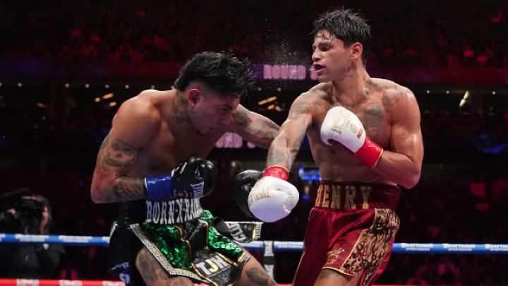 Ryan Garcia surclasse Mario Barrios pendant 12 rounds et remporte le titre WBC des poids welters