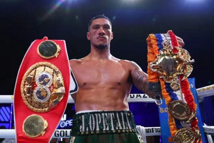 Jai Opetaia dépouillé de son titre IBF pour avoir choisi de combattre avec Zuffa Boxing