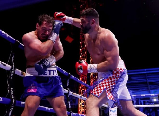 Filip Hrgovic bat Dave Allen par TKO au 3e round
