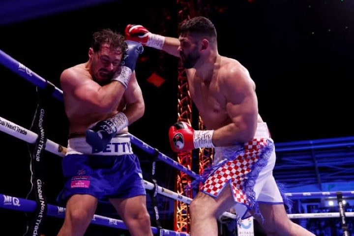 Filip Hrgovic bat Dave Allen par TKO au 3e round