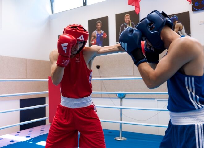 La FFBoxe renouvelle son partenariat avec Adidas – Double D et renforce son engagement pour le développement de la discipline
